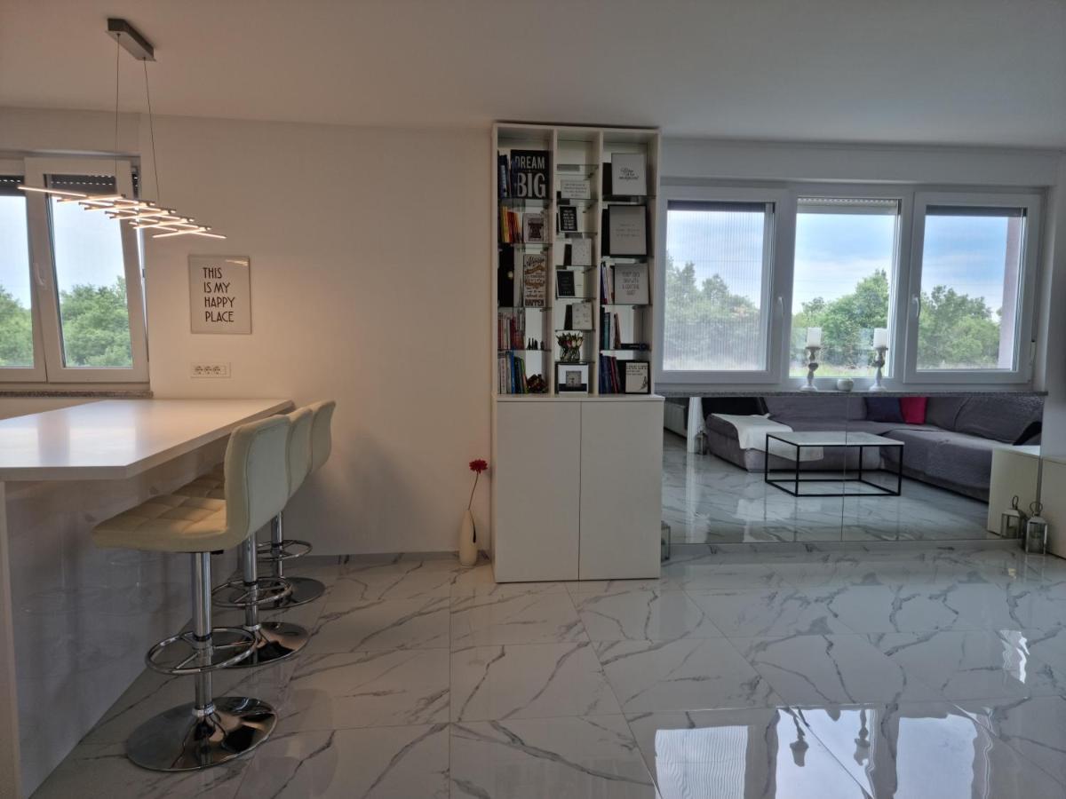Luxury Apartment Umag Kültér fotó